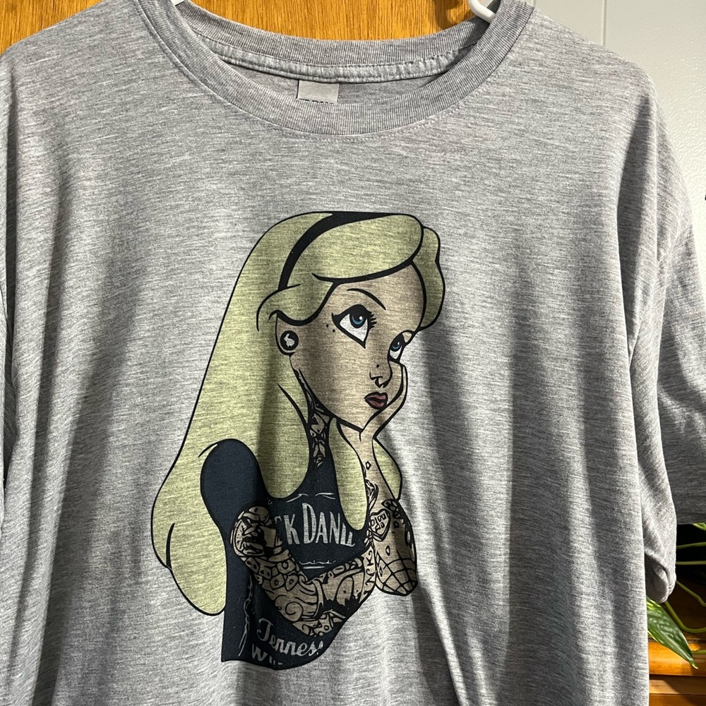 Alice in Wonderland Alt Princess Jack Daniel’s Light Gray Women’s XL T-Shirt